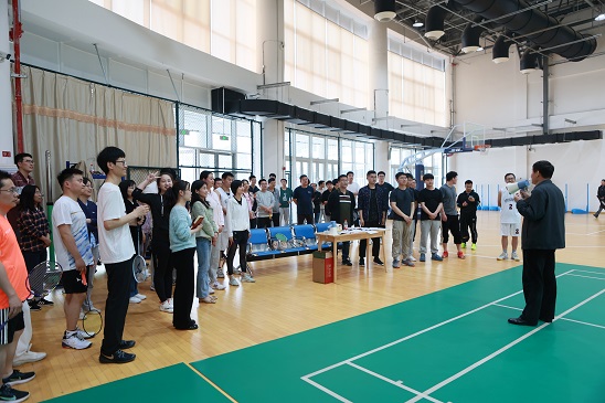 开场讲话02.jpg 开场讲话02.jpg